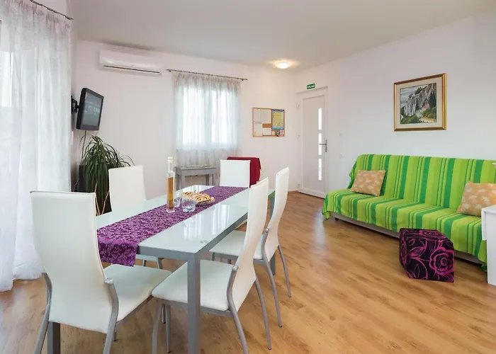 3 - Modern With Garden 80m From Daire *