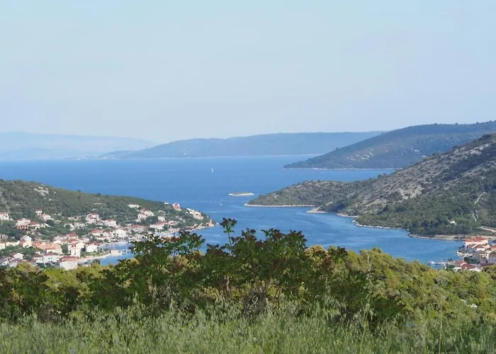 3 - Modern With Garden 80m From Vinišće